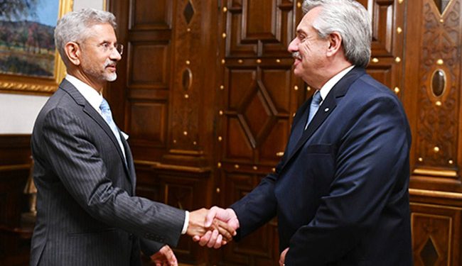 وزیر خارجہ جے شنکر نے ارجنٹائن کے صدر سے ملاقات کی