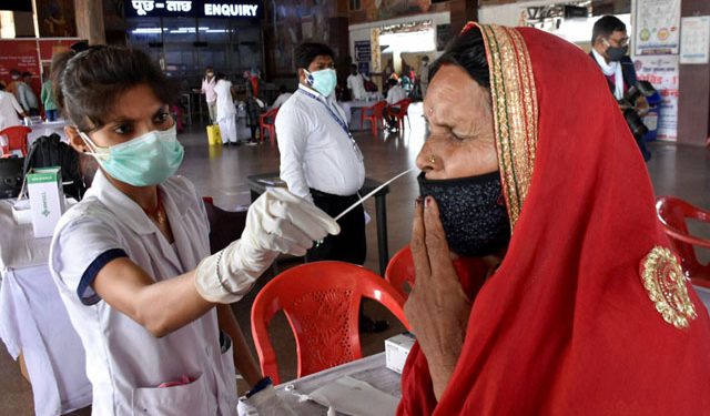 ملک میں کوروناکے 15ہزار 815نئے مریض