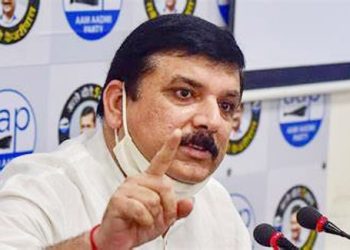 مودی حکومت کجریوال سرکار کو بدنام کرنا چاہتی ہے :سنجے سنگھ