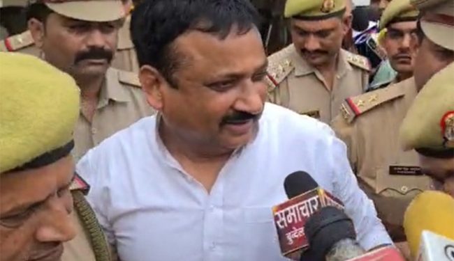 ایس پی کے قدآور لیڈر دیپ نارائن یادو گرفتار