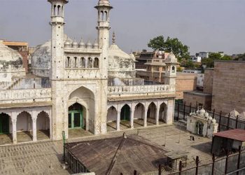 گیان واپی  مسجد سے متعلق مقدمہ کی سماعت کے جواز پر فیصلہ آج