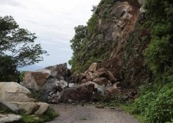 ہماچل پردیش میں لینڈ سلائیڈنگ ، ایک کنبہ کے 5 افراد سمیت 7 جاں بحق