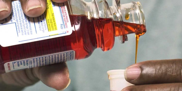 گیمبیا میں کھانسی کی دوا پینے سے 66 بچوں کی اموات کی جانچ شروع