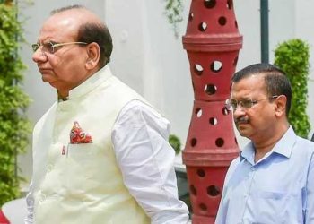 دہلی کے لیفٹیننٹ گورنرپروزیراعلیٰ کا طنزیہ انداز میں حملہ