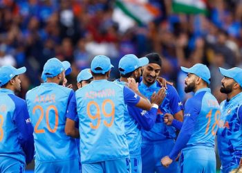 ہندوستان نے پاکستان کو چار وکٹوں سے شکست دے دی