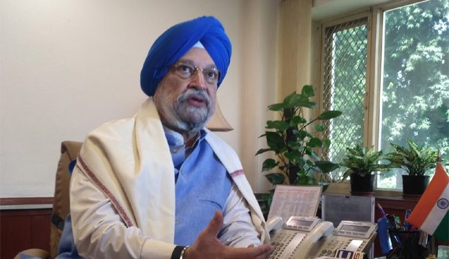 دہلی میں 50 لاکھ جھگی میں رہنے والوں کو پکے گھر ملیں گے: پوری