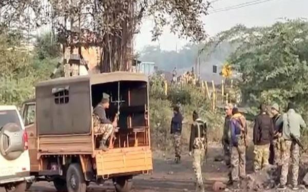 سی آئی ایس ایف اور کوئلہ چوروں کے درمیان تصادم، چار ہلاک