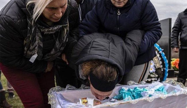 روس کے حملے میں دو دن کا یوکرینی معصوم ہلاک