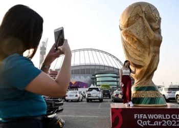 سَِر مُن٘ڈاتے ہی اولے پَڑے۔۔۔ افتتاحی میچ میں میزبان کو شکست