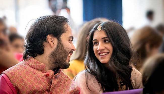 مکیش امبانی کے چھوٹے فرزند کی منگنی ہوگئی