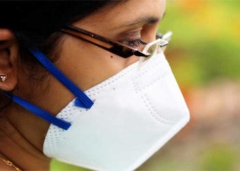 کرناٹک میں ماسک پہننا لازمی ہوا