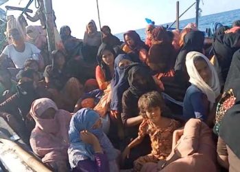 180 روہنگیا افراد کے سمندر میں ڈوب جانے کا خدشہ