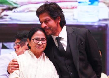 سخت گیر عناصر کو شاہ رخ نے دیا فلمی انداز میں "معقول جواب”