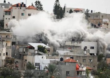 جنین کیمپ  پر اسرائیلی فوج کا حملہ، 8 فلسطینی شہید