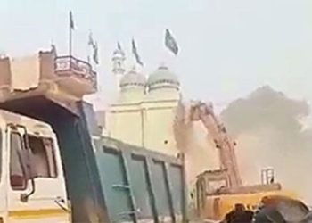 16 ویں صدی کی تاریخی مسجد سڑک چوڑا کرنے کی خاطر شہید کردی گئی