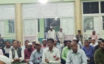 آکولہ: مسجد میں افطار پارٹی اور قومی یکجہتی کے موضوع پروگرام