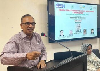 علی گڑھ مسلم یونیورسٹی کے شعبہ کامرس میں مالیاتی خواندگی ورکشاپ کا انعقاد