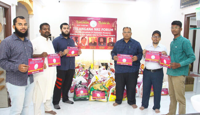 تلنگانہ این آر آئی فورم کی جانب سے غرباء میں راشن کی تقسیم
