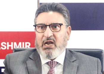 کشمیر کے لوگوں کو بااختیار بنانے کیلئے اسمبلی انتخابات ناگزیر:الطاف بخاری