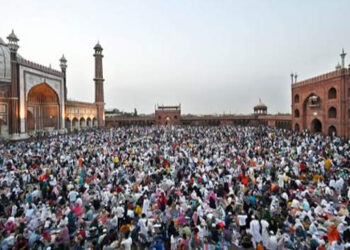 ملک میں عید دھوم دھام سے منائی گئی