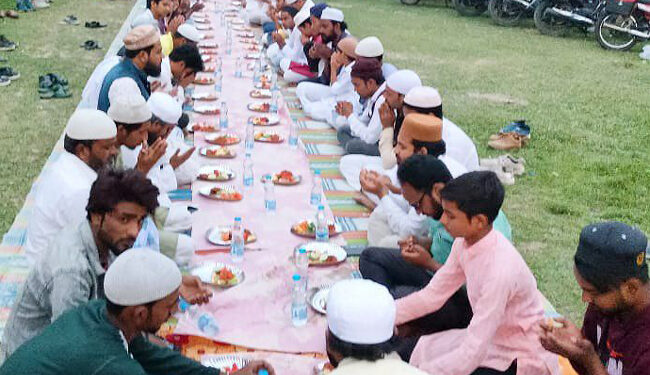 جامعہ عربیہ نیشنل ہدایت الاسلام کشن گنج کے افتتاح کے موقع پر’ افطارپارٹی‘