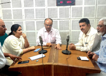 جامعہ کمیونٹی ریڈیو پر بچوں کے ادب پر مذاکرہ کا انعقاد