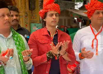 اداکار کبیر کی درگاہِ اجمیریؒ میں حاضری