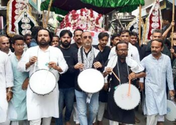 امروہہ میں انجمن تحفظ عزاداری کے زیراہتمام چھ محرم کا جلوس برآمد