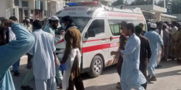 پاکستان میں خود کش دھماکہ، 44 افراد کی موت
