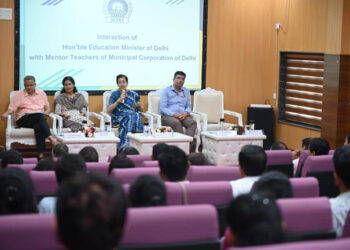 وہ دن دور نہیں جب ایم سی ڈی اسکولوں کے باہر داخلے کے لیے لمبی قطاریں لگیں گی: وزیر تعلیم