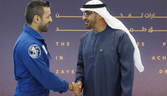 اماراتی خلا بازکی وطن واپسی پر”شاہی استقبال”