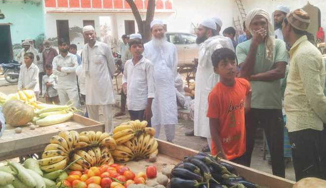 جمعیۃ علماء کی جانب سے حسن پور میں  ضروری اشیاء تقسیم