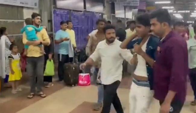 ممبئی کے کلیان میں شمالی ہند کے پھیری والوں پر ایم این ایس کا حملہ