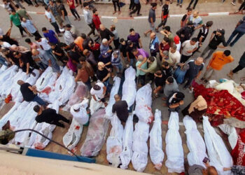 غزہ کا جبالیہ کیمپ اسرائیل کی وحشیانہ بمباری سے تباہ، 400 فسلطینی شہید