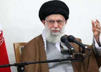 اسلامی ممالک کو اسرائیل سے سیاسی و معاشی  تعلقات ختم کرنےچاہئیں: خامنہ ای