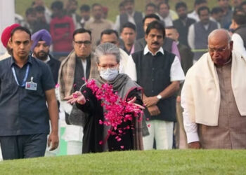 یوم پیدائش کے موقع پر یاد کئے گئے پنڈت نہرو