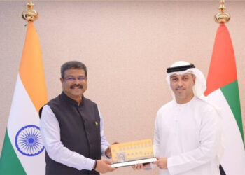 پردھان کی متحدہ عرب امارات کے وزیر تعلیم سے ملاقات