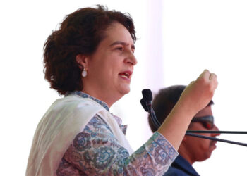 دھان کی خریداری کے ایشوپرمودی کسانوں کو گمراہ کر رہے ہیں: پرینکا