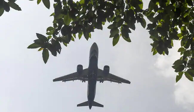 دہلی کےطیرانگاہ پرکم بصارت کے سبب 18 ہوائی جہازوں کا رُخ موڑا گیا