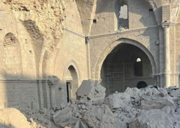 غزہ کی سب سے قدیم اور سب سے بڑی  مسجد اسرائیل کے حملہ میں تباہ