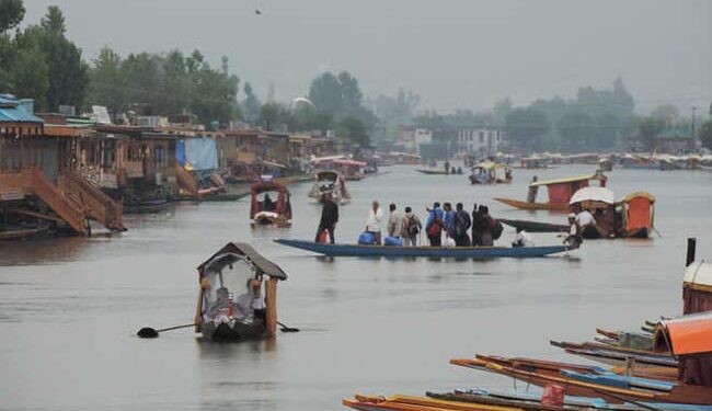 کشمیر میں سردی کی شدت تھوڑی کم ہوئی