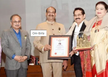 27 خدمت گار شخصیات ’سیوا سمان‘ سے سرفراز