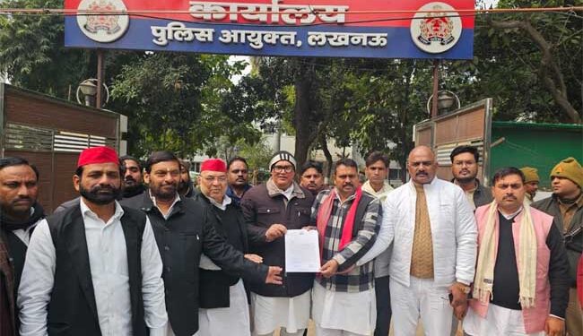 دیپک چورسیا اورسبھا ش چندرا کے خلاف سماجو ادیوں کی پولس میں شکایت