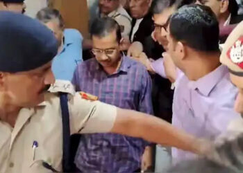 ای ڈی نے آخر کار کیجریوال کو گرفتارکرلیا