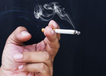 ملک میں ہر سال 80 لاکھ لوگ سگریٹ نوشی کی وجہ سے مرتے ہیں: ڈاکٹر پروہت