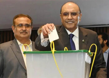 آصف علی زرداری پھر پاکستان کے صدر بن گئے