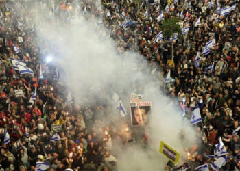 اسرائیلی وزیر اعظم کے خلاف تل ابیب میں لاکھوں لوگوں کا احتجاج