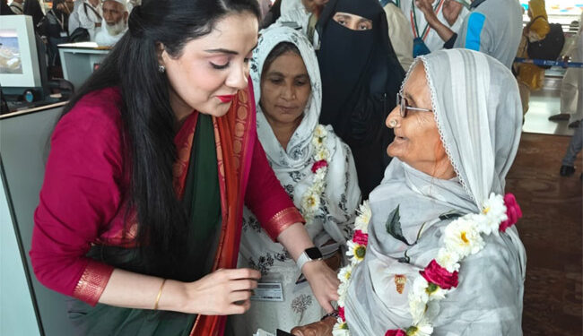 دہلی سے بغیر محرم کے 58 خاتون عازمین ادائیگی حج کے لیے مدینہ روانہ