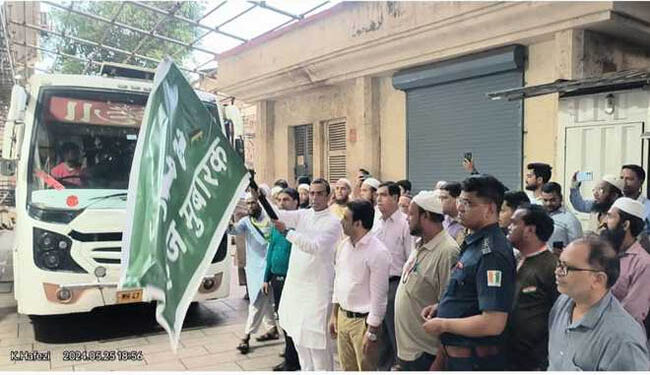 ممبئی سے عازمین حج کی پہلی پرواز جدہ روانہ