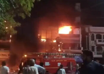دہلی کے چائلڈ کیئر اسپتال میں آگ لگنے سے چھ نوزائیدہ بچوں کی موت